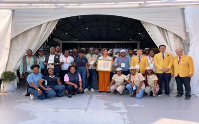 Foto dos Expositores do pavilharão do MOPHRH