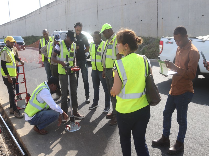 Sessão prática em via rodoviária