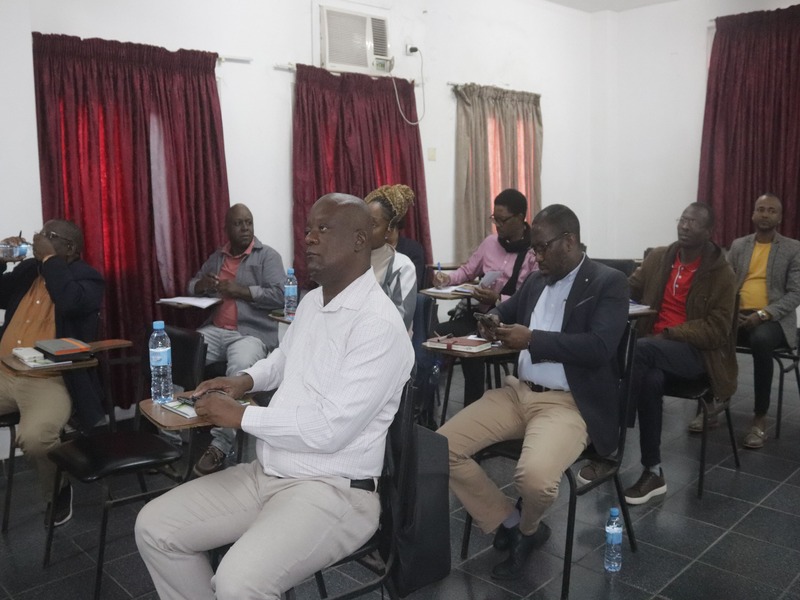 Sessão teórica em sala